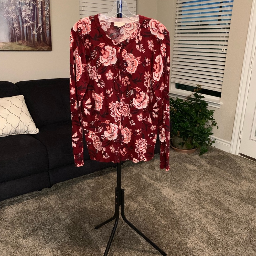 NWOT Pretty red floral cardigan!